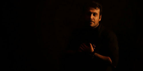 تحلیلی بر شخصیت و زندگی محسن چاوشی!/ مي‌گويند از اجراي زنده فراري است و «مي‌ترسد» که چشم در چشم مخاطبش، بخواند! 