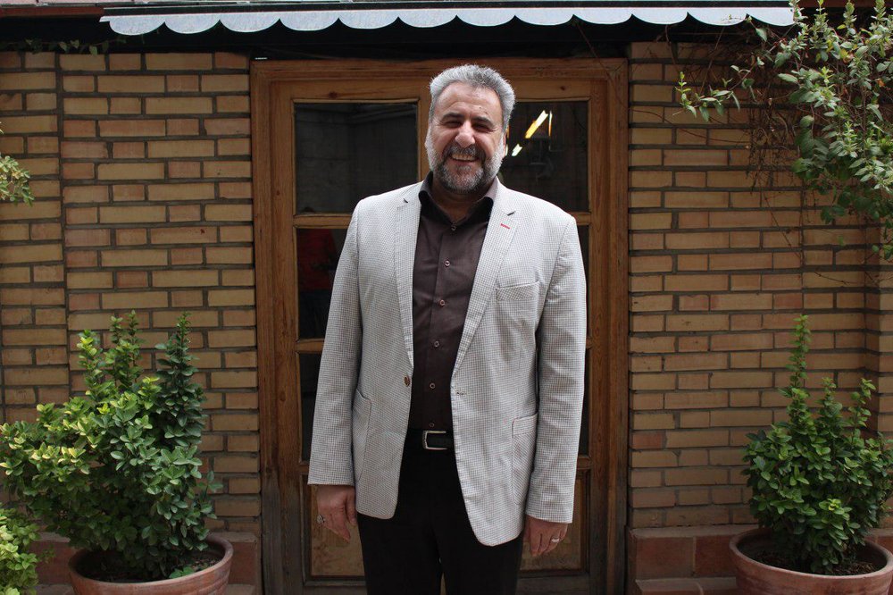 فلاحت‌پیشه: از چرچیل عذرخواهی می‌کنم/نظام نوچه‌پروری رواج یافته است/ خیلی‌ها مجلس را مزاحم می‌دانند