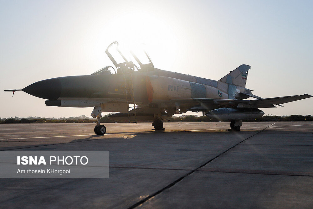 (تصاویر) جنگنده‌های سپاه و ارتش در آسمان ایران