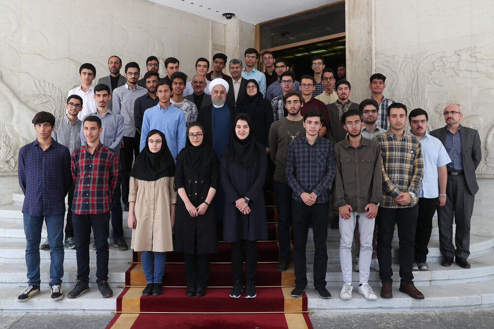 روحانی: رقابت سالم و عادلانه در همه زمینه‌ها موجب پیشرفت است