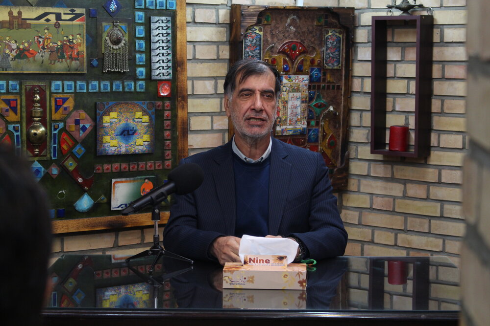 باهنر : رئیس مجلس اختیاراتی دارد که نیاز به مشورت با نمایندگان نیست/ از زمان اجرای هدفمندی یارانه ها فقط ۵ نفر خبر داشتند