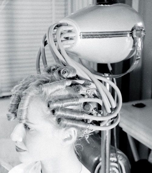 وسایل عجیب برای زیبا شدن در قدیم +عکس