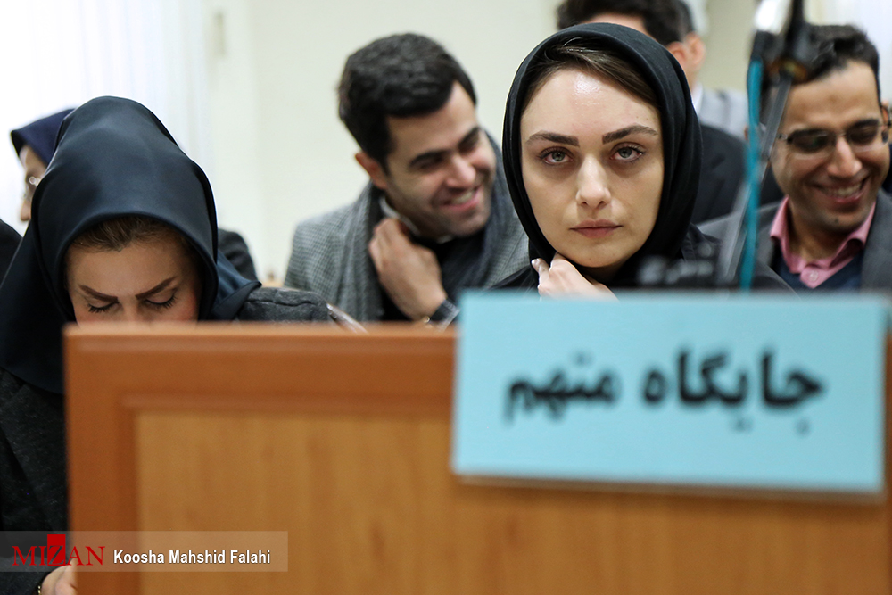 خرید و فروش ۱۱ میلیون دلار ارز دولتی در بازار آزاد و کسب منفعت ده‌ها میلیاردتومانی