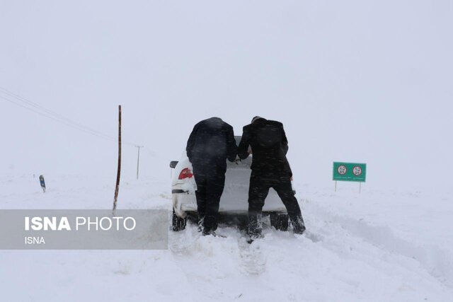 برف و یخبندان در تایباد سبب افزایش ۴۰۰ درصدی آمار تصادفات شد