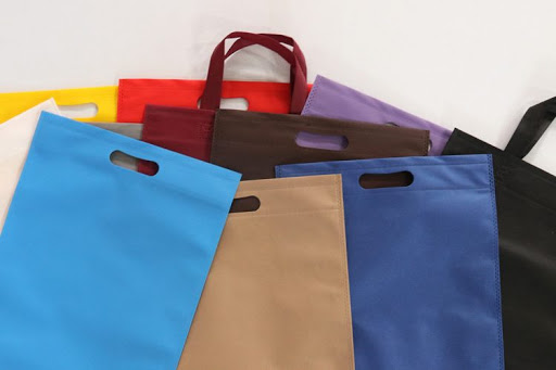 ویروس کرونا؛ استفاده از کیسه پارچه‌ای هنگام خرید توصیه می شود؟