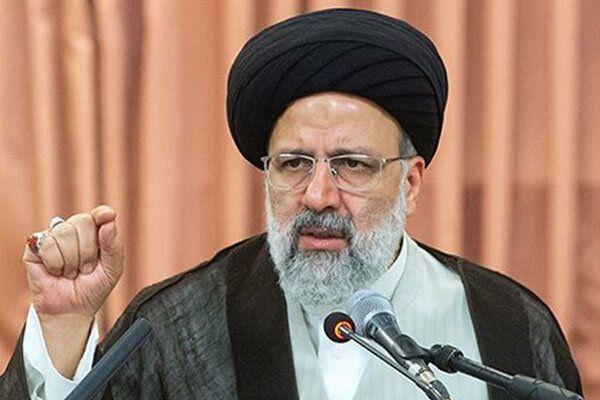 انتظار ۹ ماهه مشتریان برای تحویل خودرو‌های پیش فروش شده/ تعزیرات حکومتی: تحریم بهانه شرکت‌های خودروساز برای عدم تحویل خودرو است