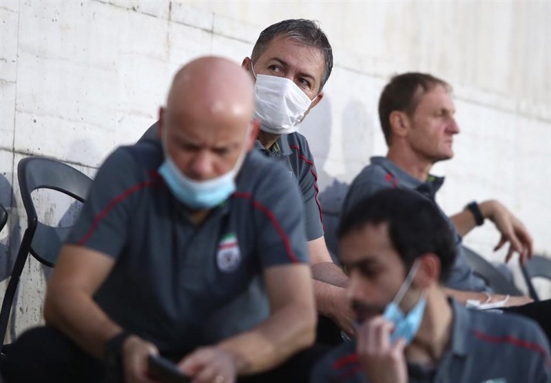 اسکوچیچ با ماسک به آزادی آمد/عکس