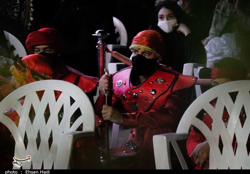 تعزیه‌خوانی حسینی هیئات مذهبی در مشهدمقدس/ تصاویر