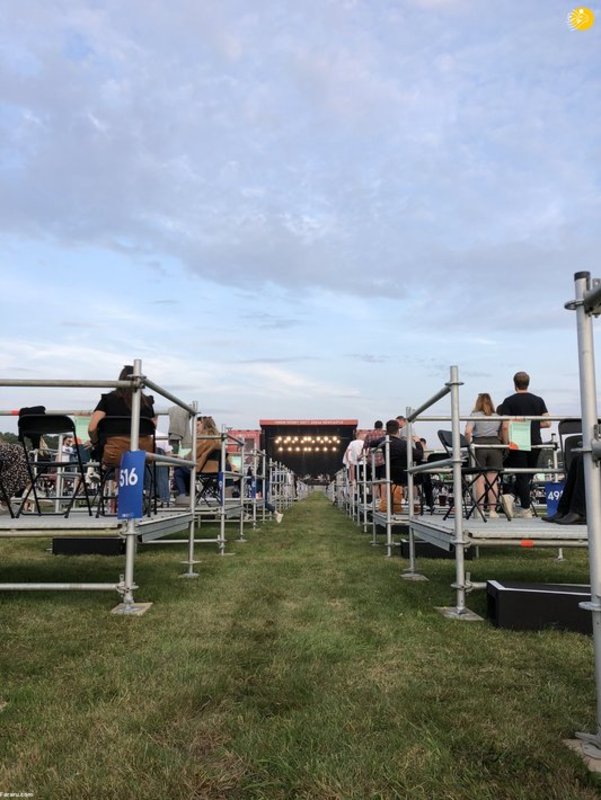 کنسرت با رعایت فاصله گذاری اجتماعی