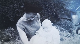 زنی که انتظار می‌رفت ۳ دقیقه بعد از تولد بمیرد اما ۶۰ سال عمر کرد!