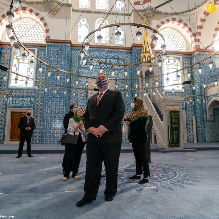 حضور مایک پمپئو در مسجد رستم پاشا استانبول/ عکس