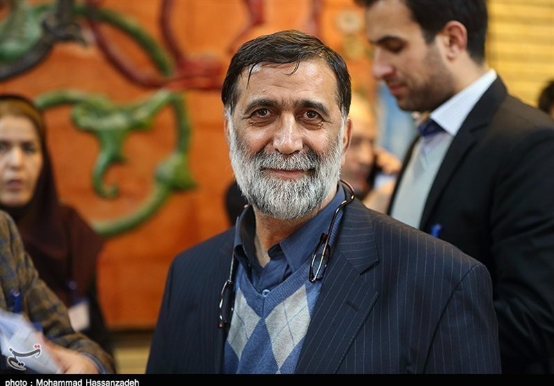 فدراسیون فوتبال , فوتبال , علی کریمی , مصطفی آجورلو , کیومرث هاشمی , حیدر بهاروند , شهاب‌الدین عزیزی‌خادم , 