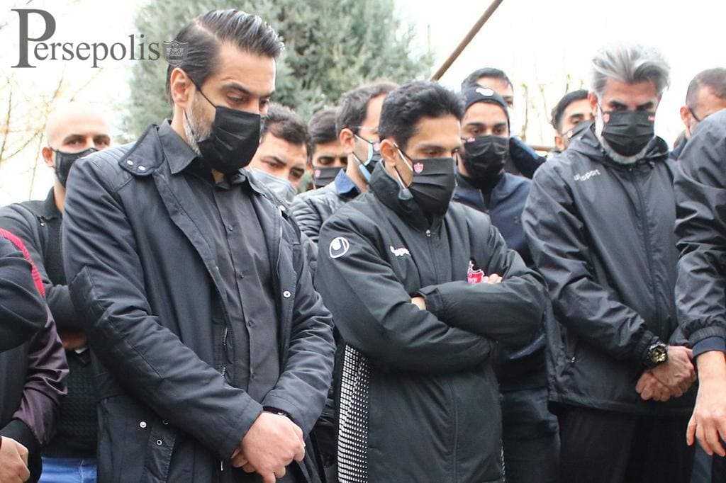 اشک یحیی و پرسپولیسی‌ها بر مزار میناوند و انصاریان/عکس