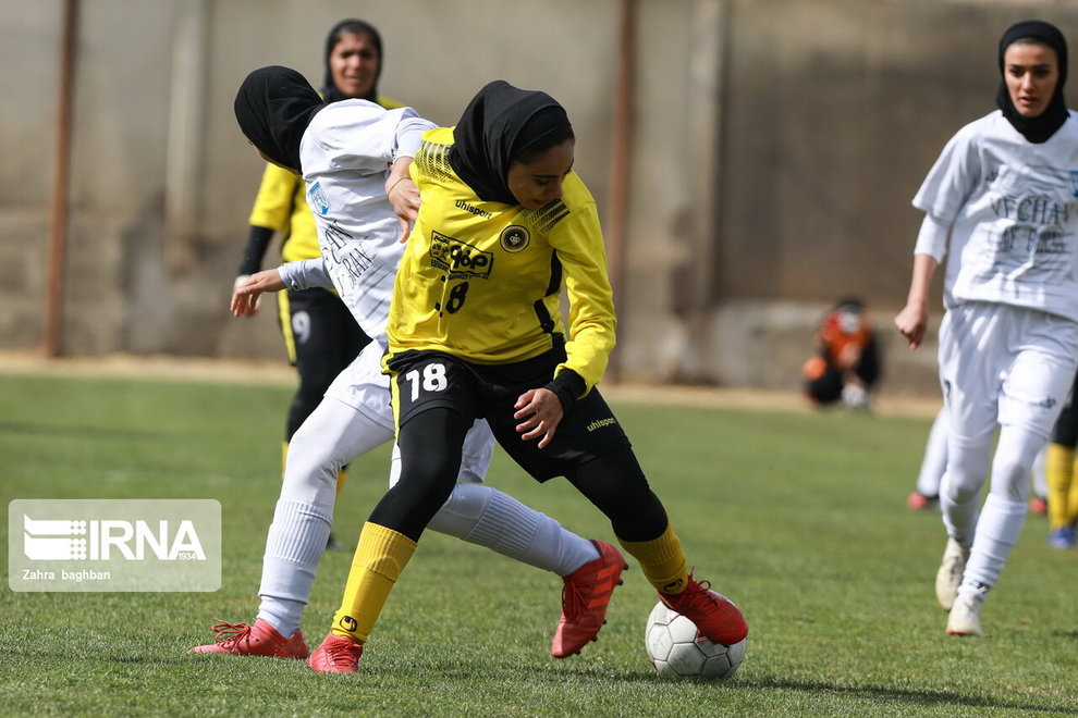 تصاویر‌ دیدار سپاهان و وچان در لیگ برتر فوتبال بانوان