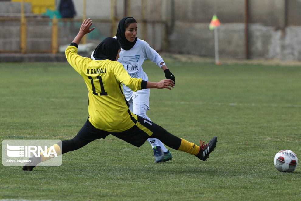 تصاویر‌ دیدار سپاهان و وچان در لیگ برتر فوتبال بانوان