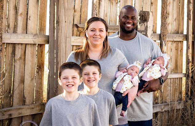 یکی از عجیب‌ترین خانواده‌های دنیا + تصاویر