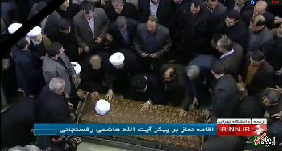 آغاز مراسم تشییع آیت الله هاشمی+تصاویر / اقامه نماز رهبر معظم انقلاب بر پیکر آیت الله هاشمی / آغاز بدرقه پیکر آیت الله به سمت مرقد امام / چشمان اشکبار مردم