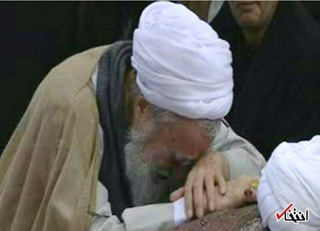 گزارش لحظه به لحظه مراسم تشییع «آیت الله» +تصاویر / اقامه نماز رهبر معظم انقلاب بر پیکر آیت الله هاشمی / آغاز بدرقه پیکر آیت الله به سمت مرقد امام / چشمان اشکبار مردم