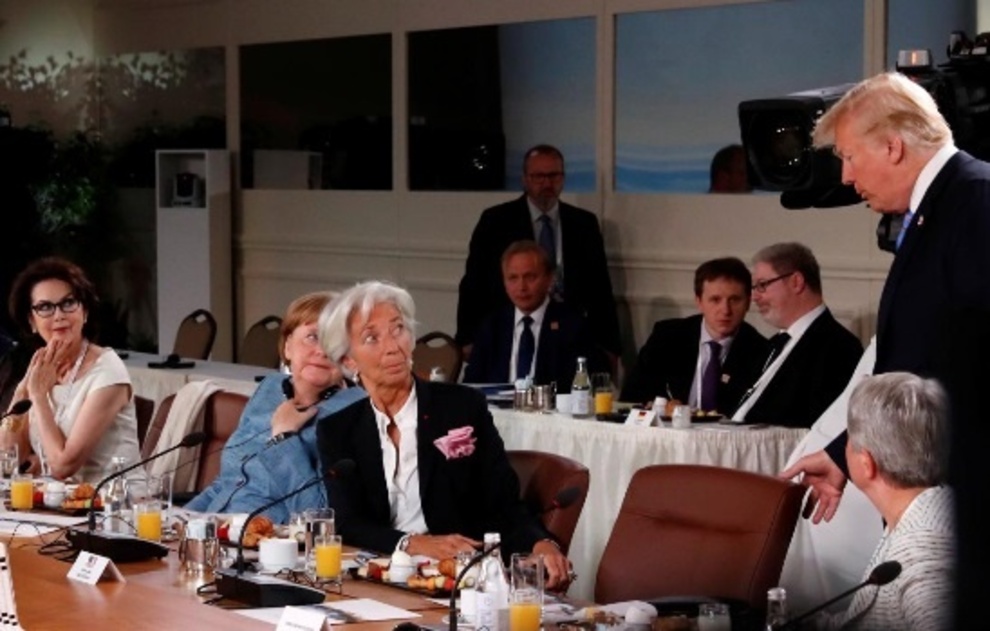 وقتی ترامپ مورد تمسخر زنان قرار گرفت! + تصاویر