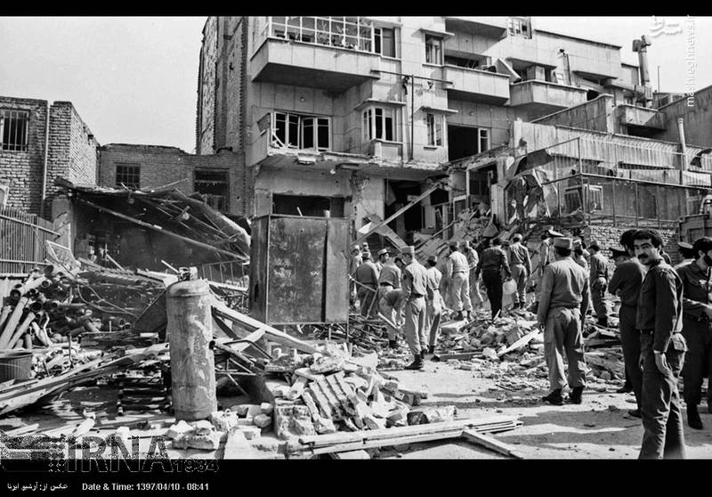 سالروز جنایت منافقین در میدان انقلاب/ عکس