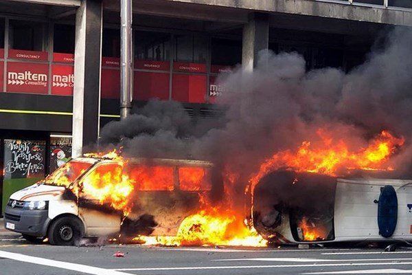 سرنوشت قدرتمندترین رهبر آینده اتحادیه اروپا تحت‌الشعاع معترضان جلیقه زرد