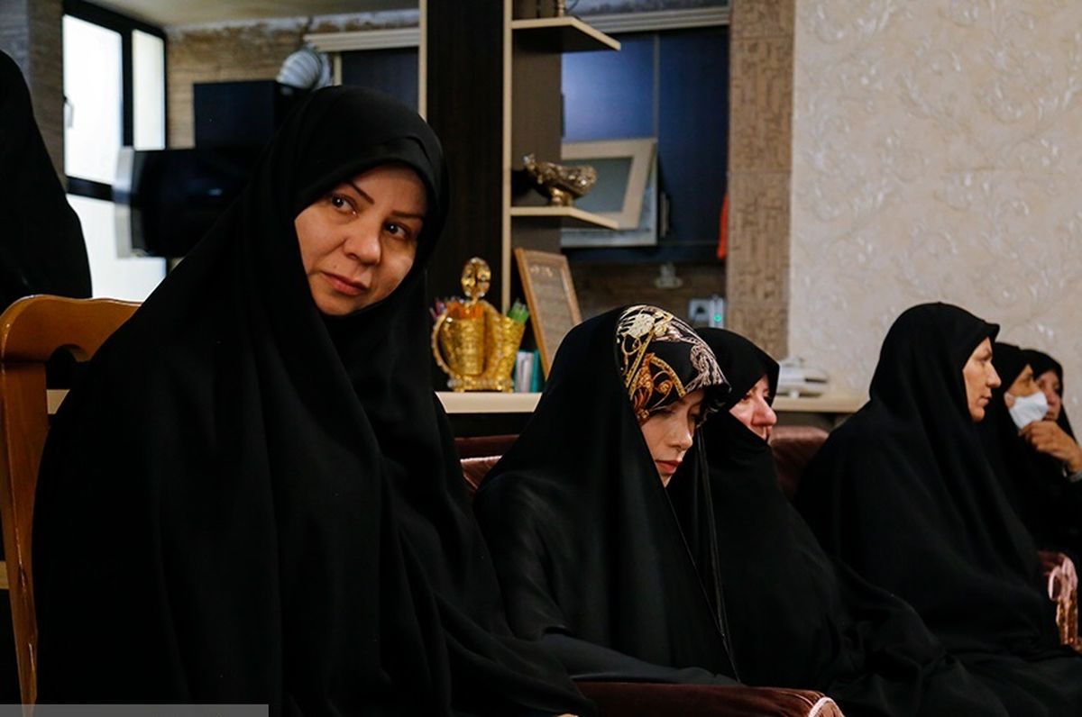 واکنش فعالان شبکه های اجتماعی به هتک حرمت خانواده شهید خادم صادق در شیراز