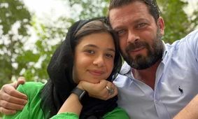 آسیب‌دیدگی دختر پژمان بازغی حین اجرای تئاتر