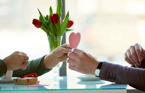 خواستگاری در اجتماعات شبانه مردمی!/ ویدئو