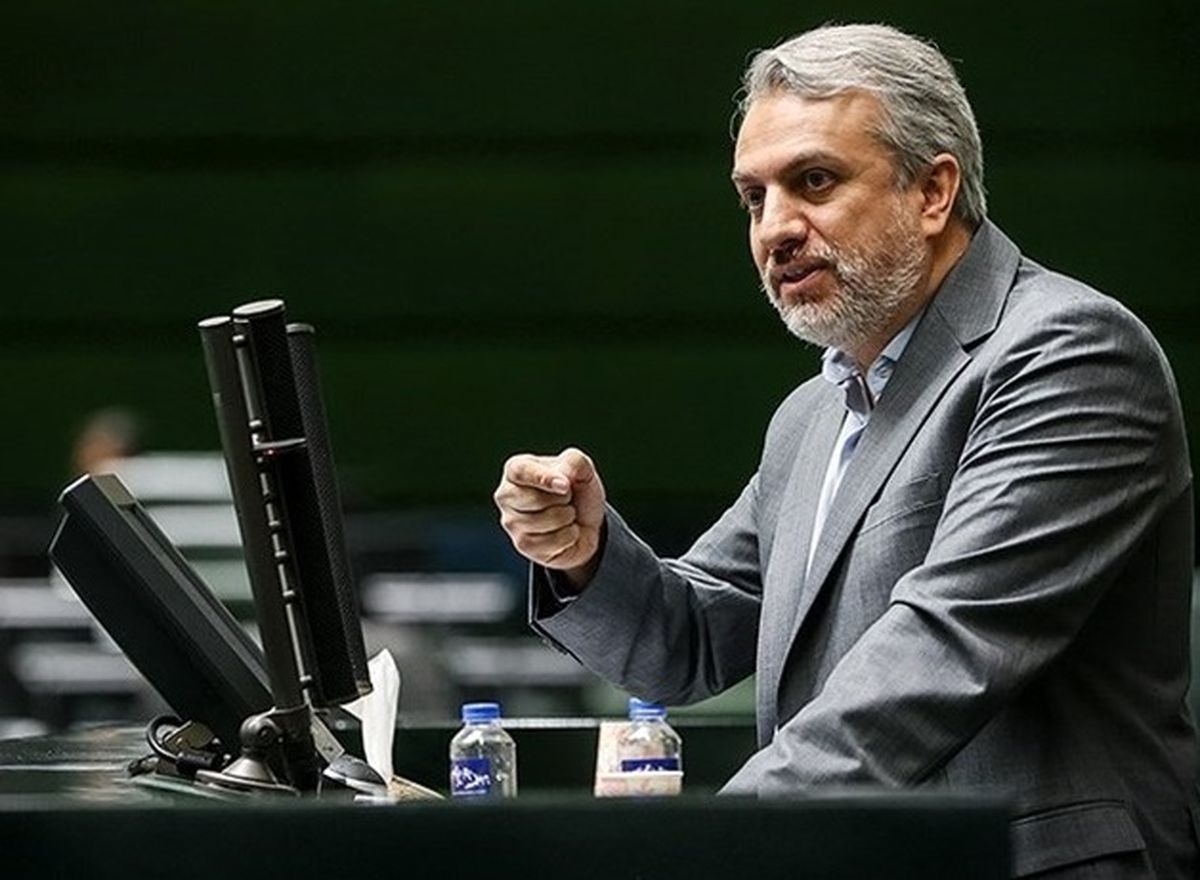 هیچ امضایی از استیضاح وزیر صمت پس گرفته نشده است/ آئین‌نامه اجازه پس‌گرفتن امضا را نمی‌دهد


