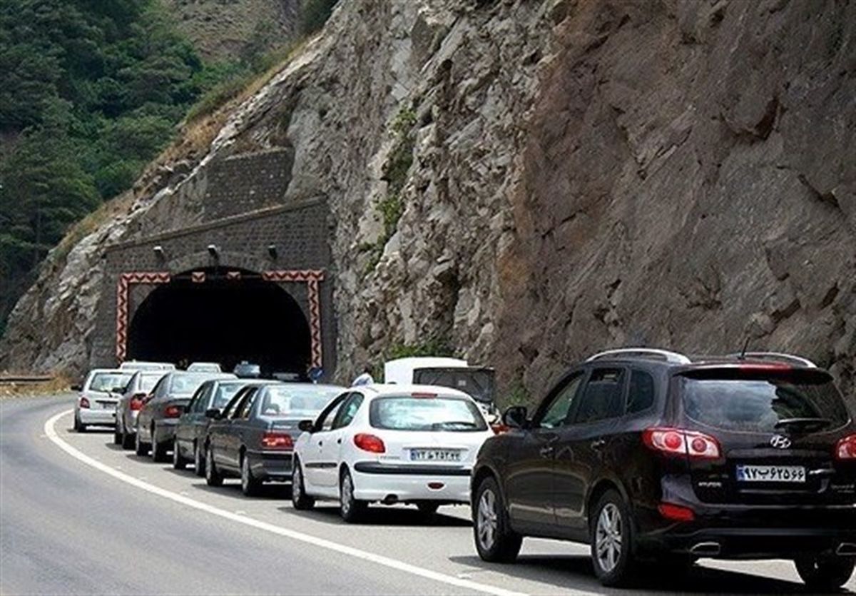 ترافیک سنگین در جاده‌های شمال/ کندوان از سمت تهران‌ مسدود شد