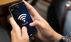 سرعت اینترنت موبایل در ایران و کشورهای اطراف/ اینفوگرافیک