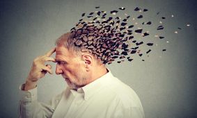 چه ارتباطی بین ویتامین ها و آلزایمر وجود دارد؟
