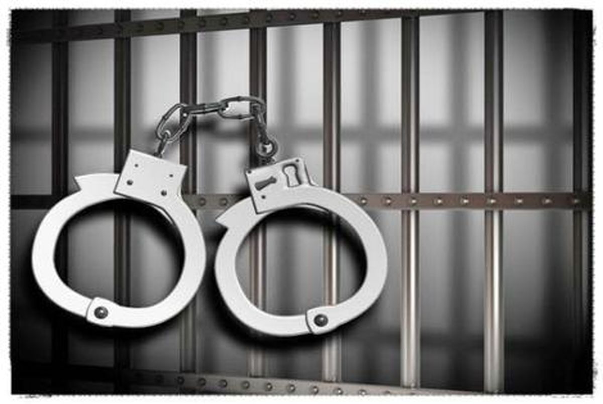 دستگیری باند بازار سیاه بلیت سینما در تبریز/ عکس