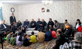 بازدید سرزده پزشکیان از خیریه بهشت امام رضا(ع)/ دستور رئیس‌جمهور برای رفع مشکلات توانجویان


