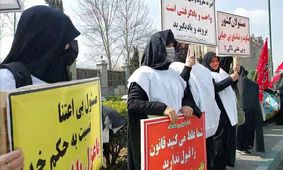 سیر تا پیاز تحصن سوپرانقلابی‌ها مقابل مجلس/ثمره ۴۸ روز تحصن مقابل مجلس چه بود؟