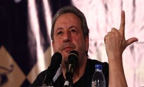 واکنش کارگردان «قلاده های طلا» به کنسرت شجریان