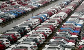 قیمت خودروهای داخلی و خارجی در روز ۲۵ فروردین ۱۴۰۲/ تغییرات قیمت در دنا پلاس، ۲۰۷ و پژو پارس