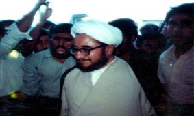  خلخالی: مقابل منزل امام متحصن می‌شویم تا ریاست‌جمهوری ایران را قبول کنند/ احتیاج به تصویب قانون اساسی نداریم زیرا قانون اساسی ما قرآن است