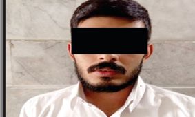 مبارزه مرگبار دختر و پسر رزمی کار در قفس توری