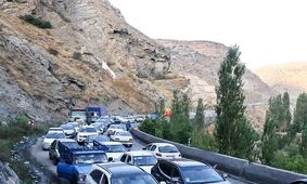 چالوس پرترافیک و هراز روان است

