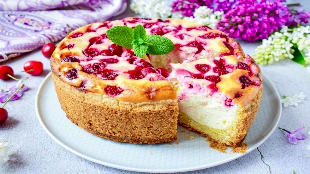 کیک آلبالو؛ کیک دلپذیر فصل