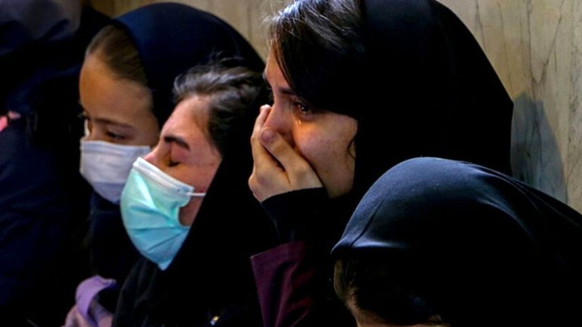 درباره اتمام حجت رهبر انقلاب درباره ماجرای مسمومیت دانش آموزان/ نه توهم است، نه یک ماجرای کوچک؛ با یک جنایت گسترده مواجهیم