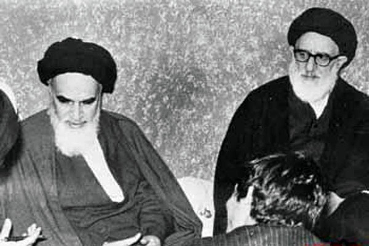 امام خمینی: نظر آیت‌الله طالقانی درباره حجاب صحیح است/ طالقانی: در مورد حجاب، اجباری در کار نخواهد بود