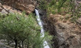 سقوط مرد جوان از آبشار به دلیل عکاسی

