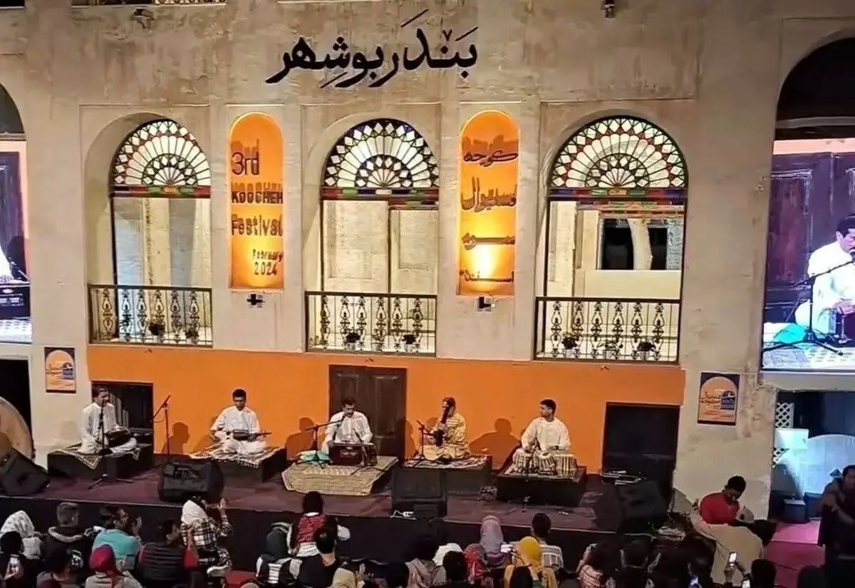 واکنش به فستیوال کوچه بوشهر: رئیس جمهور و استاندارش حامی رقص مختلط در کوچه‌های بوشهر هستند