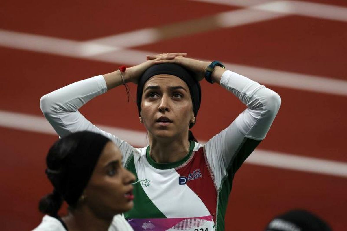 چه کسی نخواست فرزانه فصیحی به مسابقات دوومیدانی قهرمانی جهان در اسکاتلند برود؟


