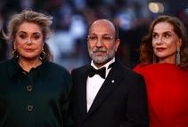 پایان نمایش فیلم «داستان‌های موازی» اصغر فرهادی در جشنواره کن با تشویق ۷ دقیقه‌ای همراه شد 