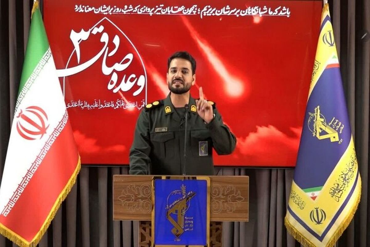 سخنگوی عملیات: به آسمان سرزمین‌های اشغالی تسلط کامل یافته‌ایم