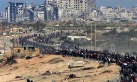 آغاز بازگشت آوارگان فلسطینی به شهر غزه و شمال آن پس از اجرای آتش‌بس/ ویدئو

