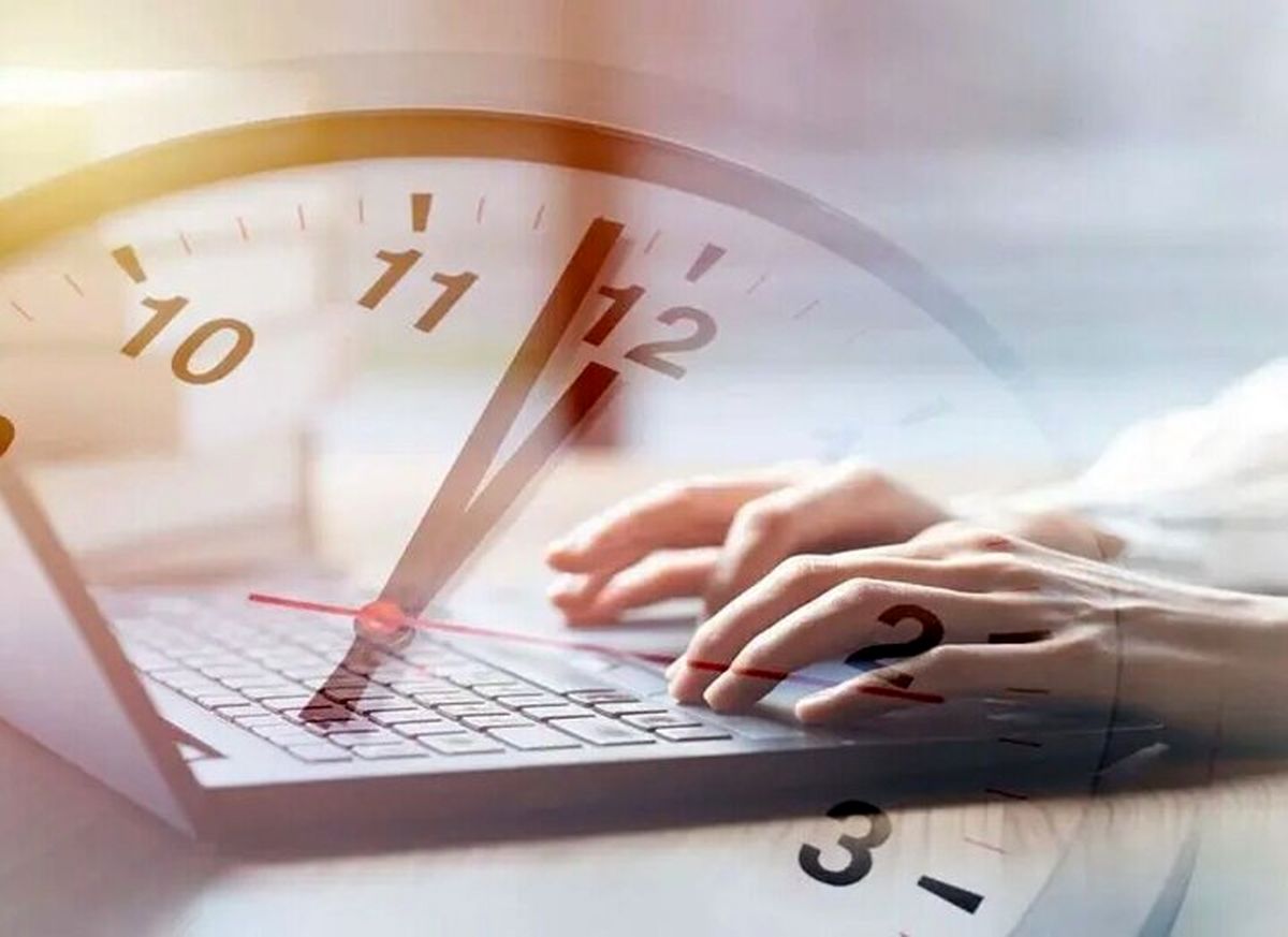 به حضور کارکنان ادارات بعد از ساعت ۱۳ اضافه‌کاری تعلق نمی‌گیرد